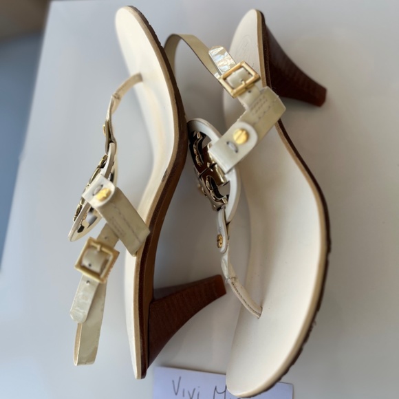 Tory Burch sandals low heel ivory leather like new - Picture 4 of 7